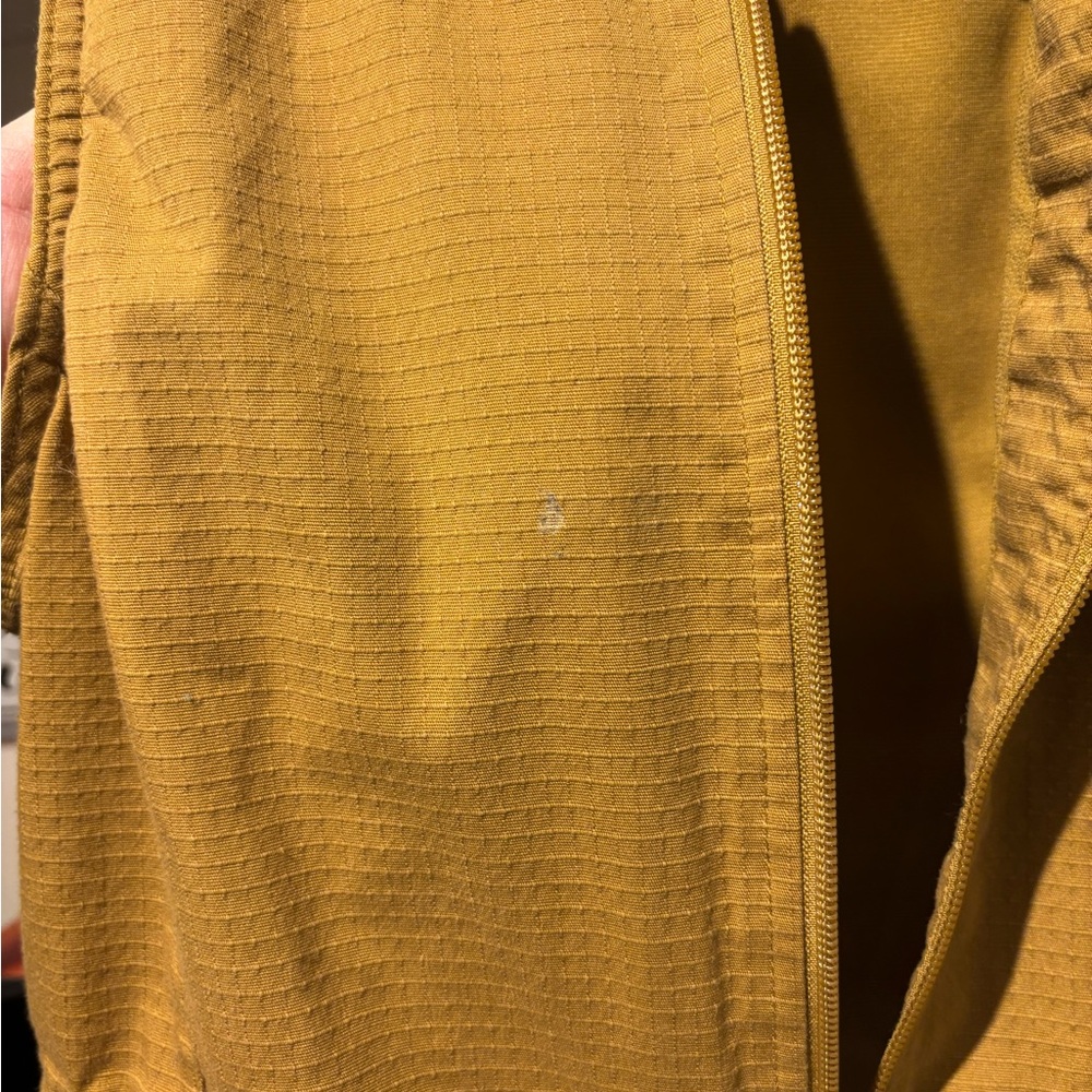 Carhartt Golden Tan Zip-Up Vest - Picture 3 of 3